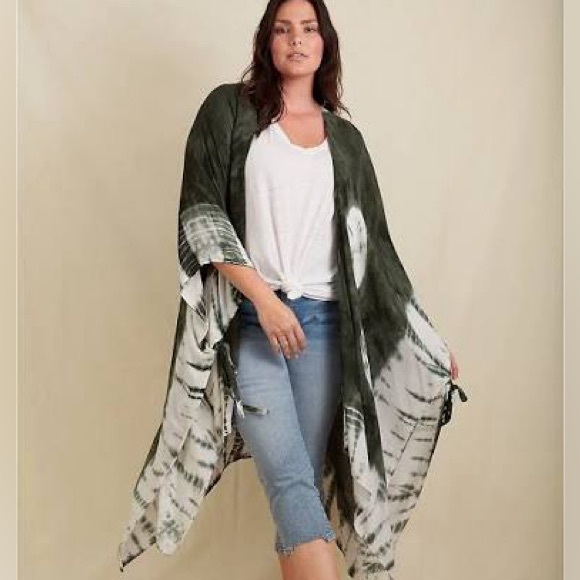 Torrid Tie-Dye Ruana - Picture 1 of 10